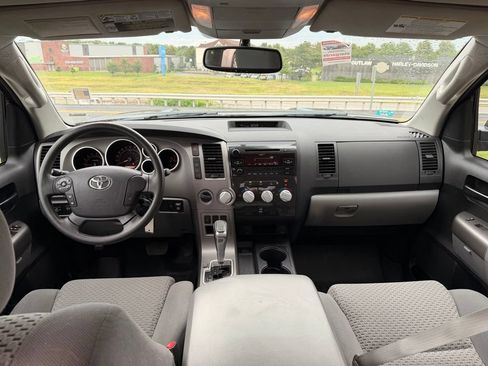 Used 2013 Toyota Tundra 4x4 Double Cab w/ TRD Off-Road Pkg image 3