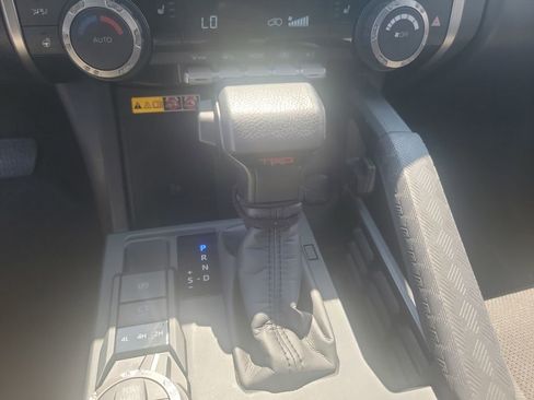 Used 2025 Toyota 4Runner TRD Off-Road AWD/4WD image 27