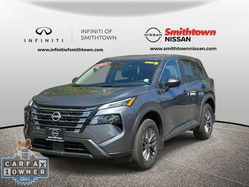 Used 2025 Nissan Rogue S AWD/4WD image 3