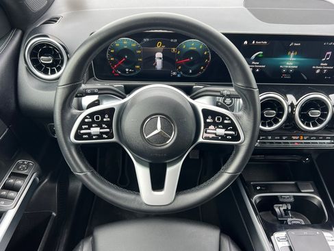 Used 2020 Mercedes-Benz GLB 250 4MATIC image 15
