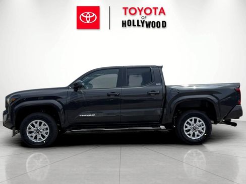 New 2026 Toyota Tacoma SR5 RWD image 9