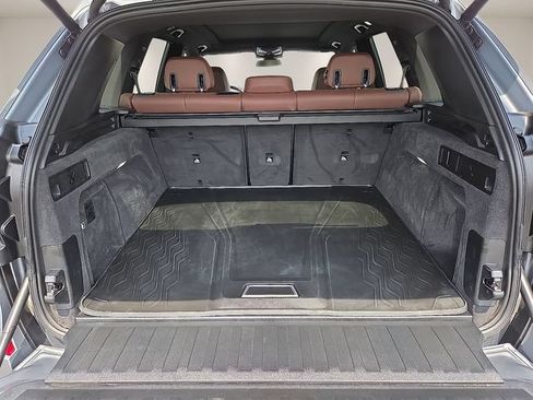 Used 2025 BMW X5 sDrive40i w/ M Sport Package RWD image 9