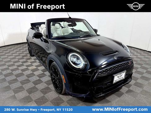Certified 2024 MINI Cooper S image 1