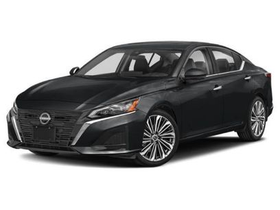 Used 2023 Nissan Altima 2.5 SL