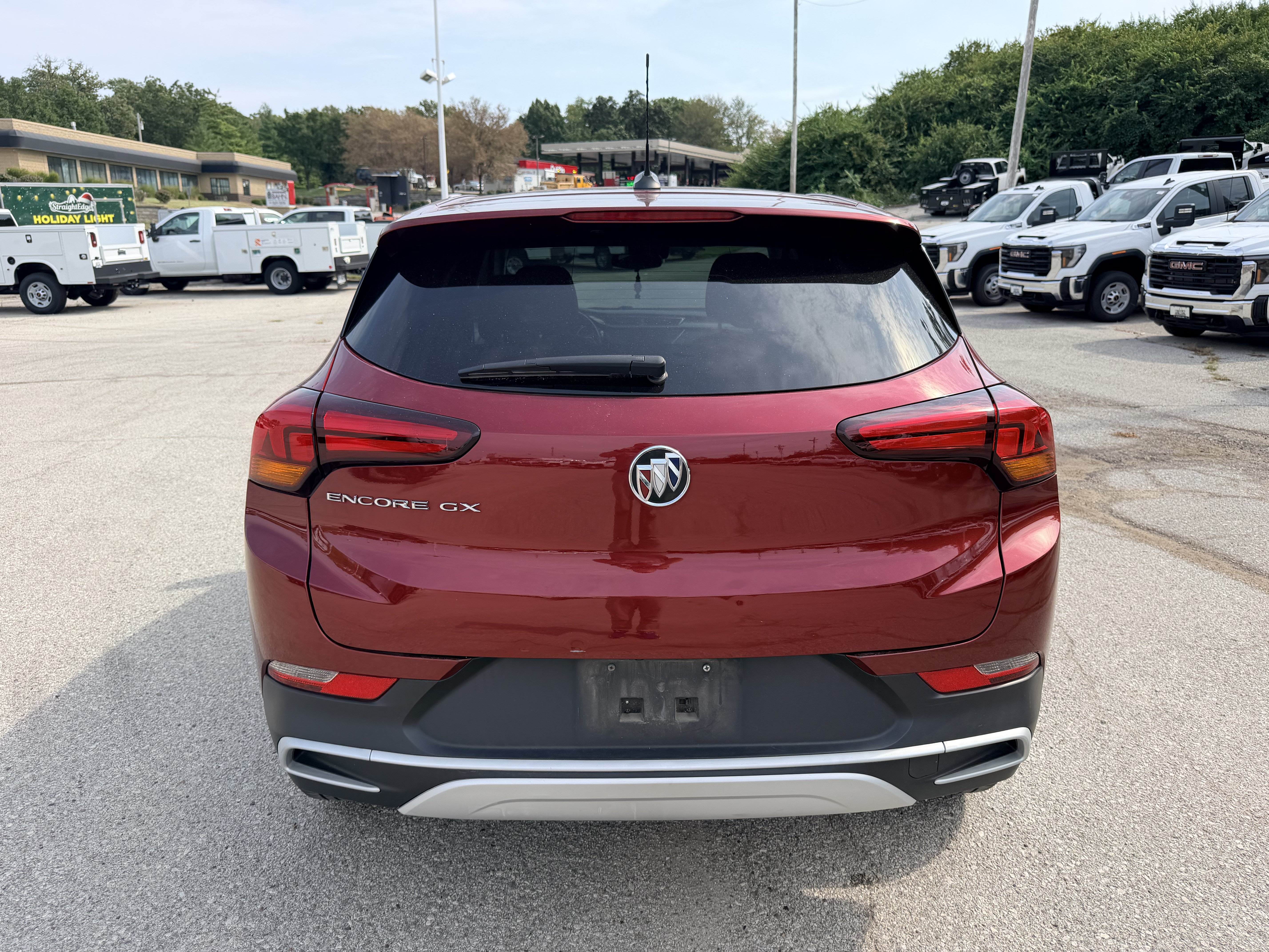 Used 2022 Buick Encore GX Preferred w/ Cold Weather Comfort Package FWD image 6