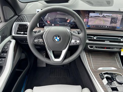 Used 2026 BMW X5 xDrive40i image 25