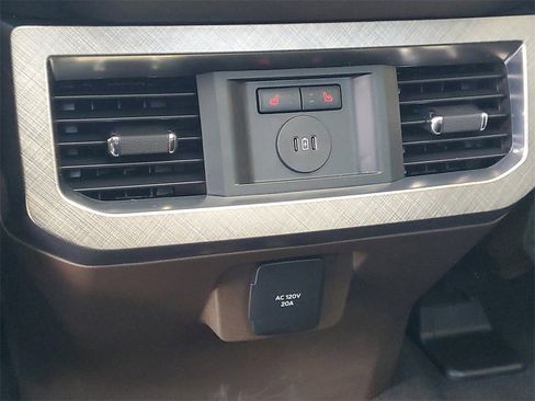 Used 2026 Ford F350 King Ranch w/ Chrome Package image 14