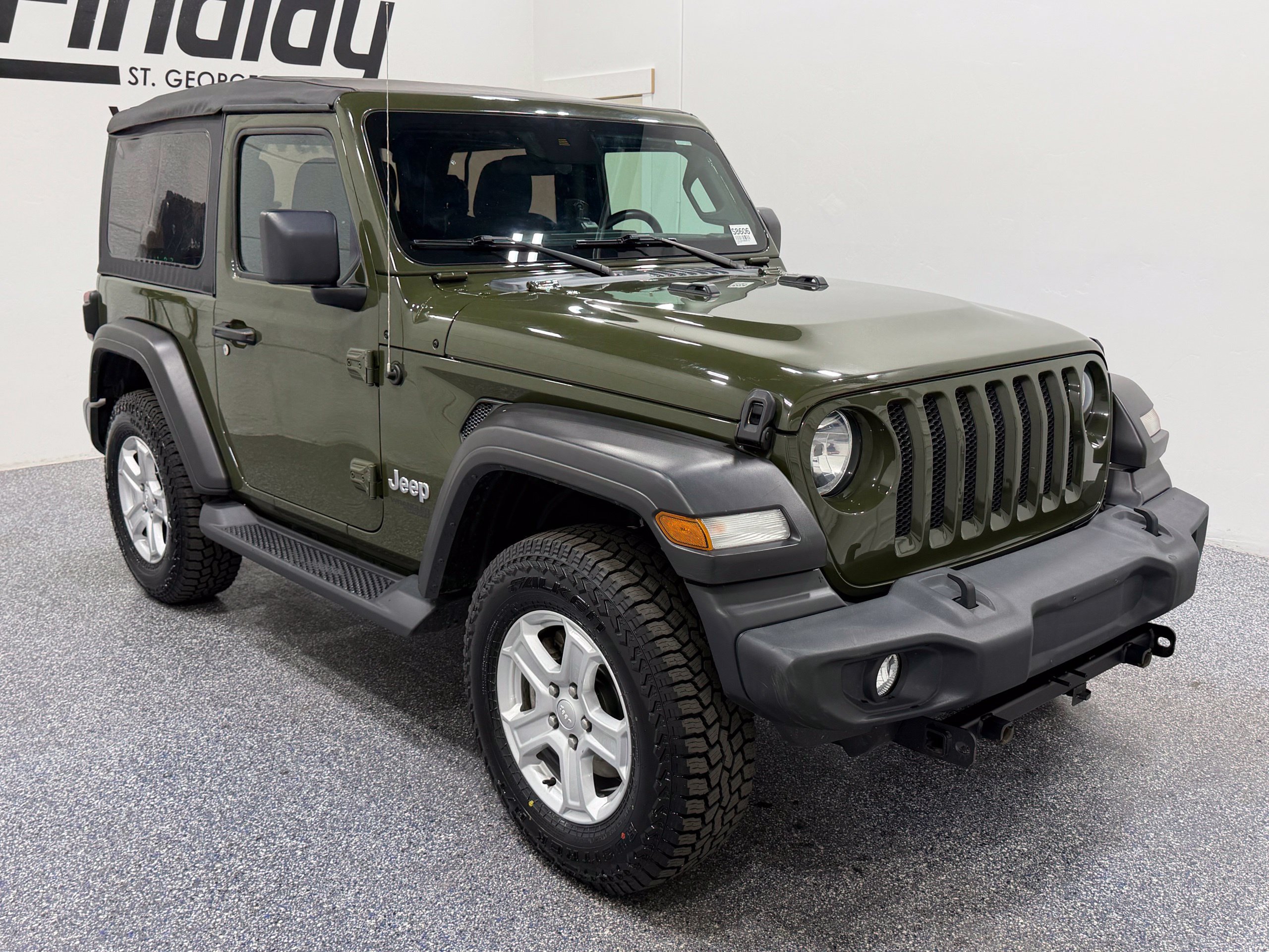 Used 2021 Jeep Wrangler Sport AWD/4WD image 9