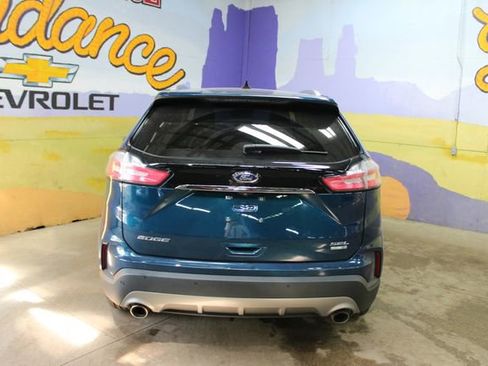 Used 2020 Ford Edge SEL w/ Convenience Package AWD/4WD image 3
