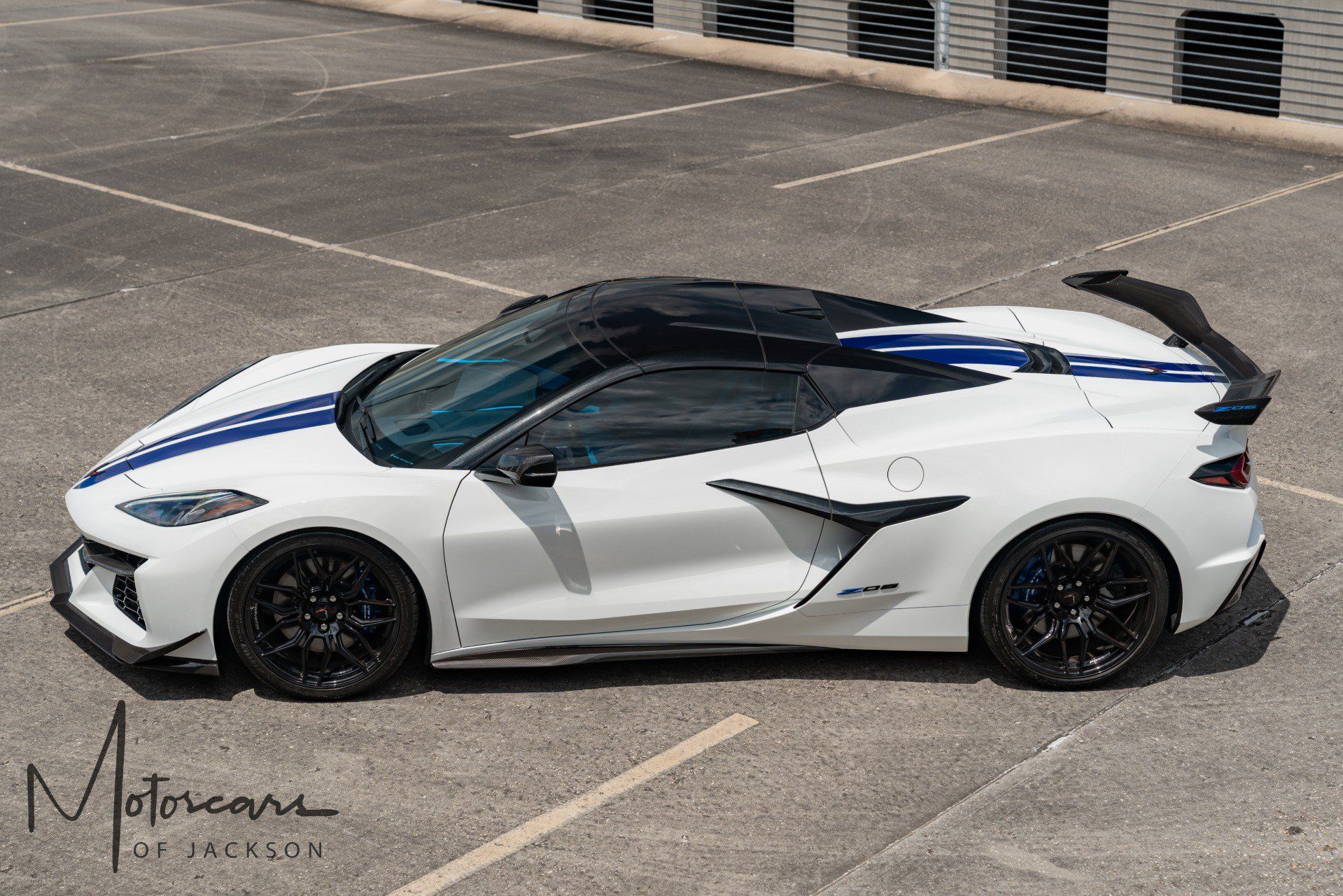 Used 2024 Chevrolet Corvette Z06 RWD image 19