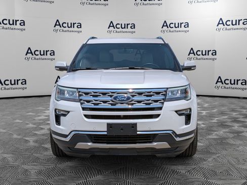Used 2018 Ford Explorer Limited AWD/4WD image 3