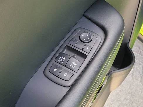 Used 2023 Dodge Challenger SRT Hellcat RWD image 17