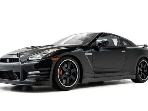 Used 2014 Nissan GT-R Black Edition AWD/4WD image 8