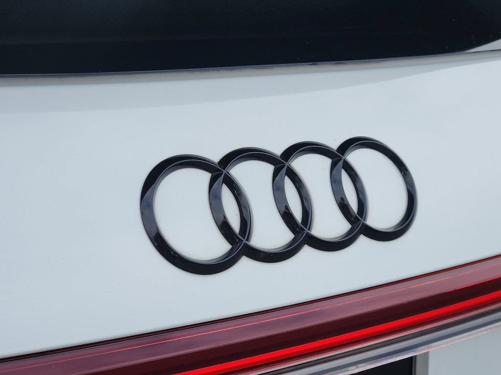 Used 2023 Audi Q4 e-tron Premium Plus w/ Premium Plus AWD/4WD image 29