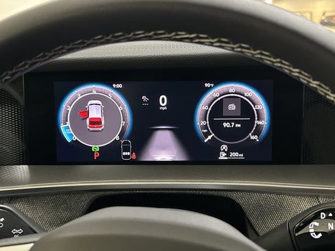 New 2025 Volkswagen Tiguan S image 28