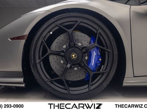 Used 2023 Lamborghini Huracan Tecnica RWD image 10