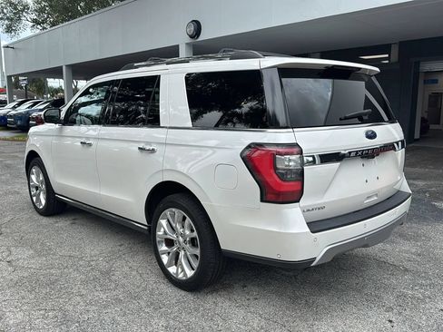 Used 2018 Ford Expedition Limited w/ Equipment Group 302A AWD/4WD image 3