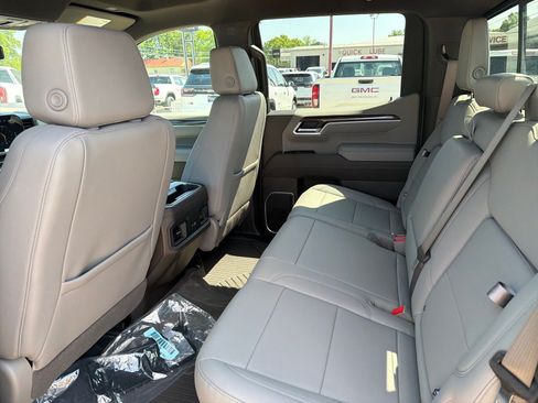New 2026 Chevrolet Silverado 1500 RST AWD/4WD image 10