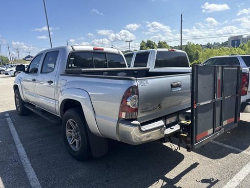 Used 2013 Toyota Tacoma PreRunner w/ SR5 Pkg RWD image 3