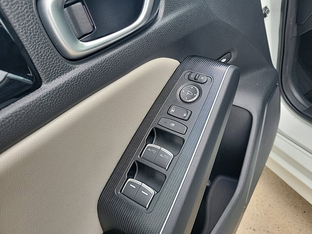 Used 2024 Honda Civic Touring image 30