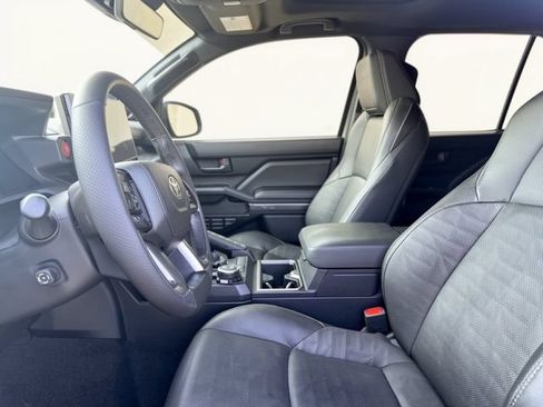 Used 2025 Toyota 4Runner TRD Sport Premium AWD/4WD image 16
