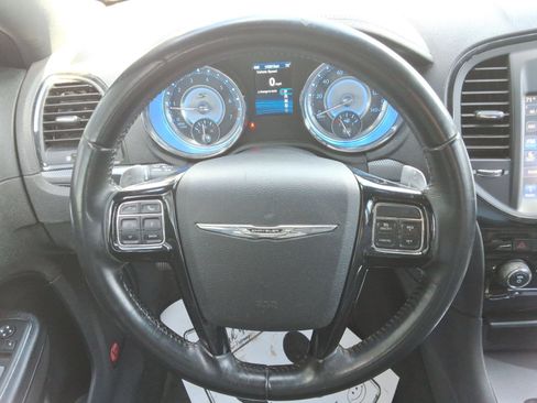 Used 2014 Chrysler 300 S AWD/4WD image 11
