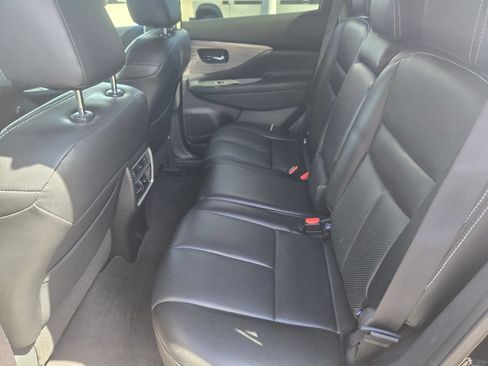 Used 2017 Nissan Murano Platinum w/ Platinum Technology Package FWD image 14