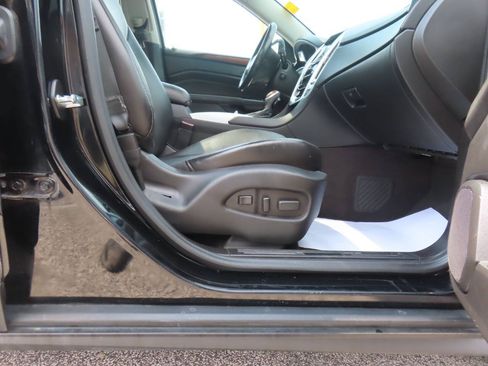Used 2015 Cadillac SRX Luxury AWD/4WD image 18