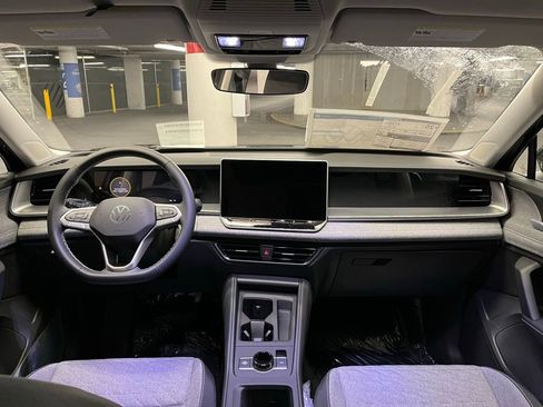 New 2026 Volkswagen Tiguan S image 7