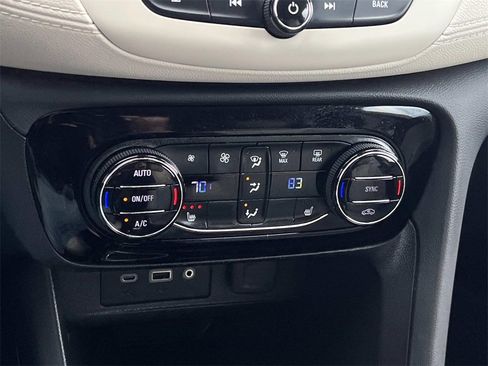 Certified 2023 Buick Encore GX Select image 21