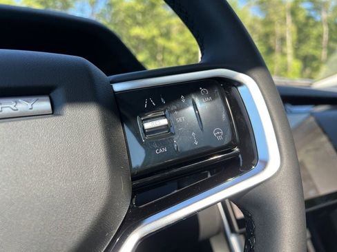 New 2025 Land Rover Discovery Sport S image 14