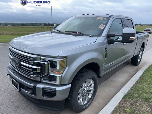 Used 2022 Ford F250 Limited AWD/4WD image 1