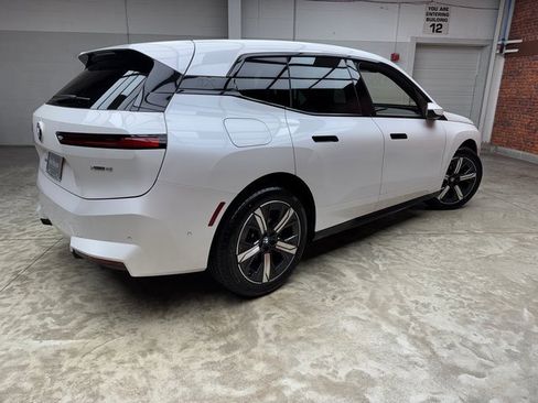 Used 2026 BMW iX xDrive45 image 5