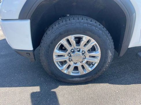 Used 2023 GMC Sierra 2500 Denali w/ Denali Ultimate Package image 10