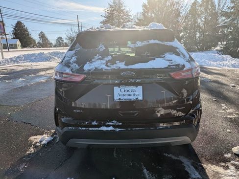 Used 2024 Ford Edge SEL image 6