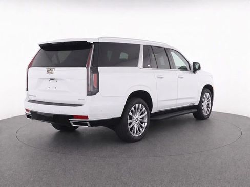Used 2024 Cadillac Escalade ESV Premium Luxury w/ Performance Package AWD/4WD image 3