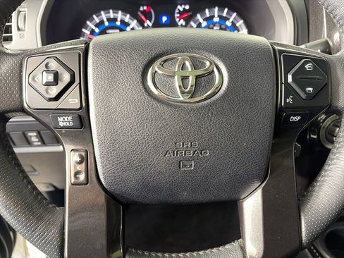 Used 2019 Toyota 4Runner TRD Off-Road Premium image 16