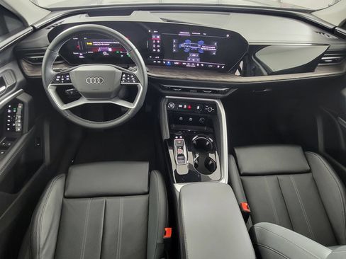 Certified 2025 Audi Q5 Premium Plus AWD/4WD image 32