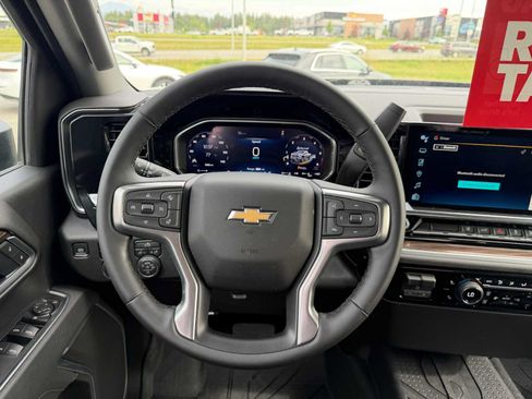 Certified 2026 Chevrolet Silverado 2500 LT w/ Convenience Package AWD/4WD image 18
