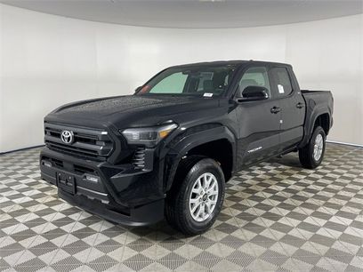 New 2025 Toyota Tacoma SR5