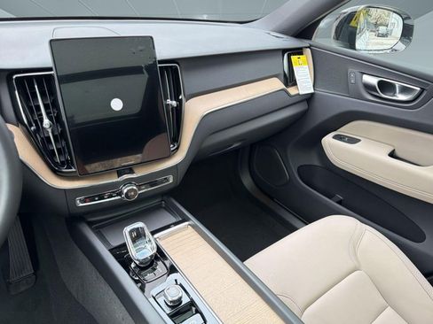 New 2026 Volvo XC60 B5 Plus w/ Protection Package Premier image 26