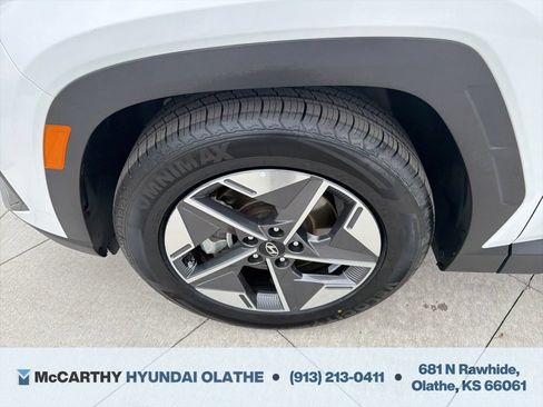 Used 2025 Hyundai Tucson SEL FWD image 16