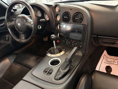 Used 2003 Dodge Viper SRT-10 RWD image 31