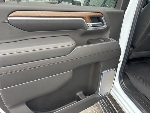 New 2026 Chevrolet Silverado 2500 High Country w/ High Country Premium Package AWD/4WD image 14