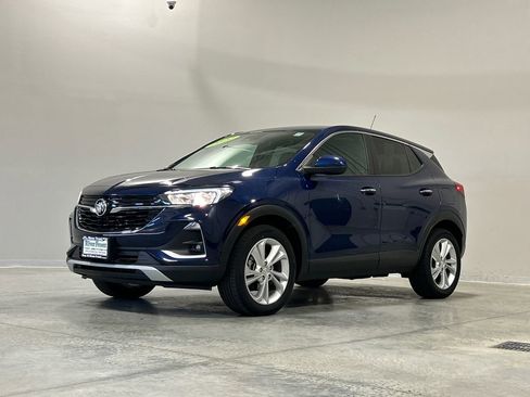 Used 2022 Buick Encore GX Preferred image 2
