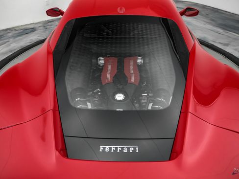 Used 2017 Ferrari 488 GTB RWD image 17