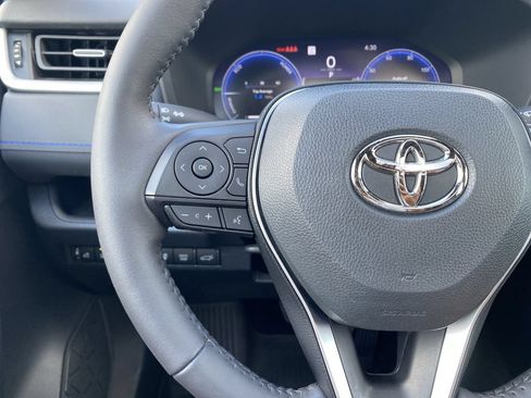 Used 2024 Toyota RAV4 XSE w/ Advanced Technology Package AWD/4WD image 21