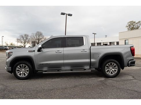 Used 2024 GMC Sierra 1500 Denali image 4