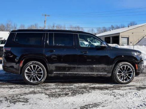 Certified 2024 Jeep Wagoneer Series III w/ Premium Group I image 2