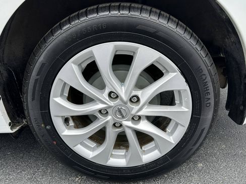 Used 2019 Nissan Sentra SV FWD image 66